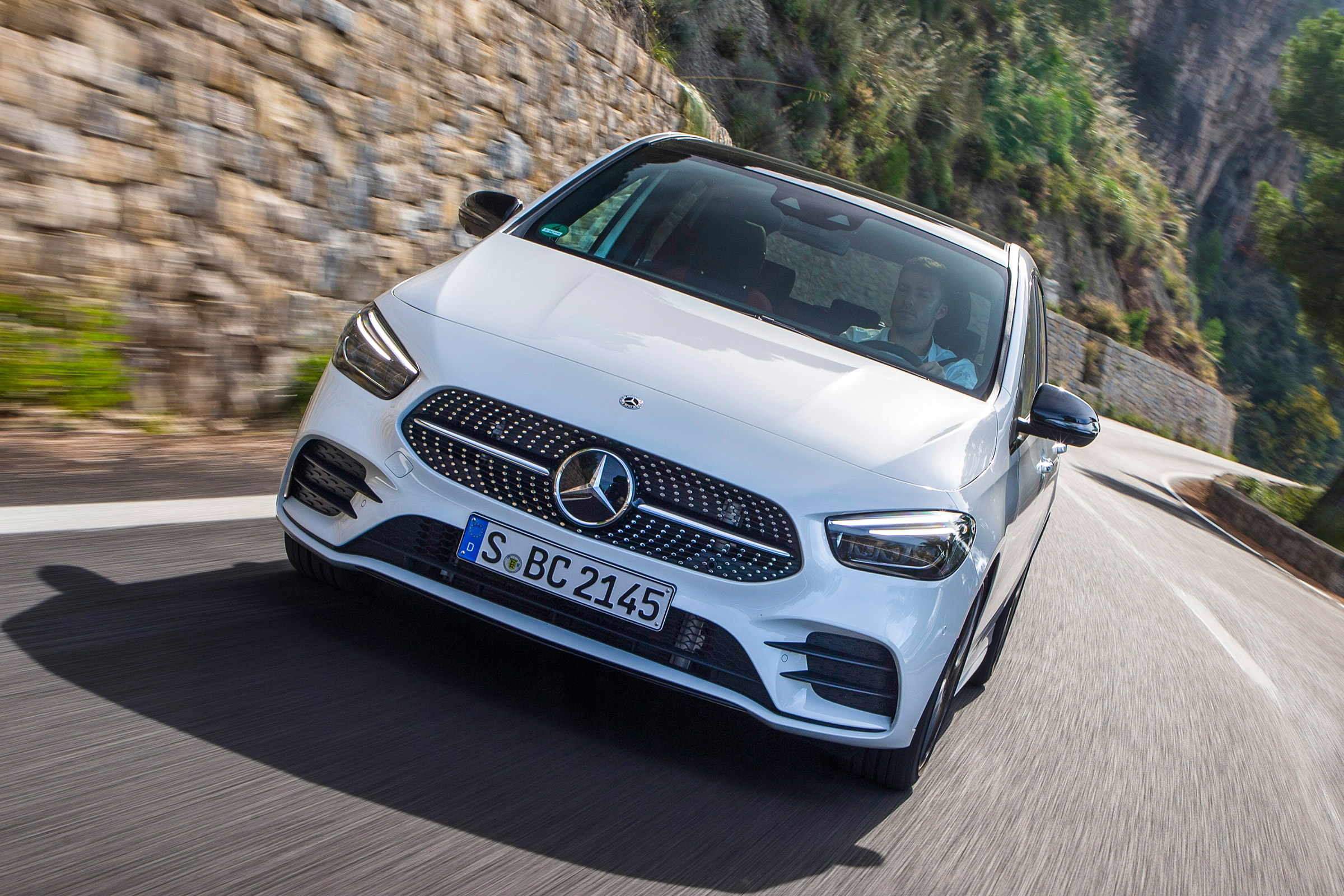 Mercedes B-Class - full front