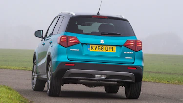 Suzuki Vitara - rear action