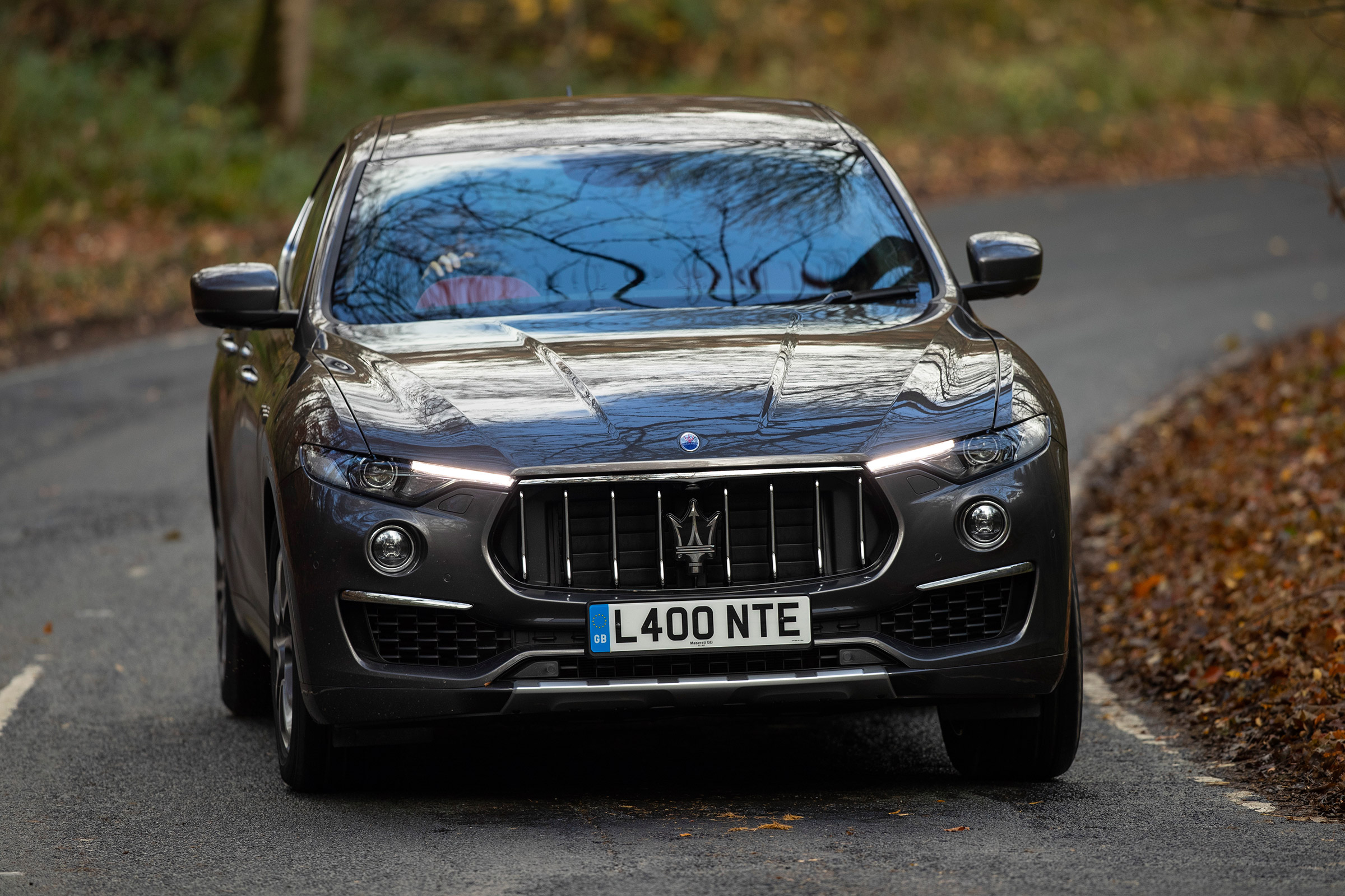 Maserati Levante GranLusso - front cornering