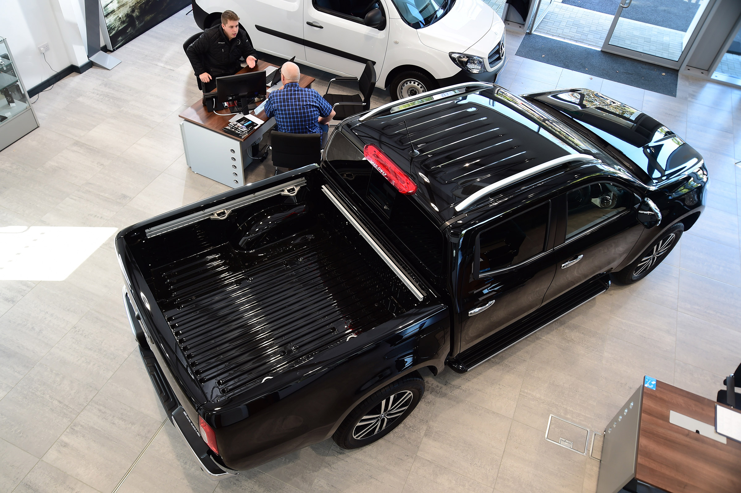 Mercedes X 250 d - dealership