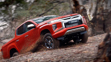 Mitsubishi L200 - front off-road