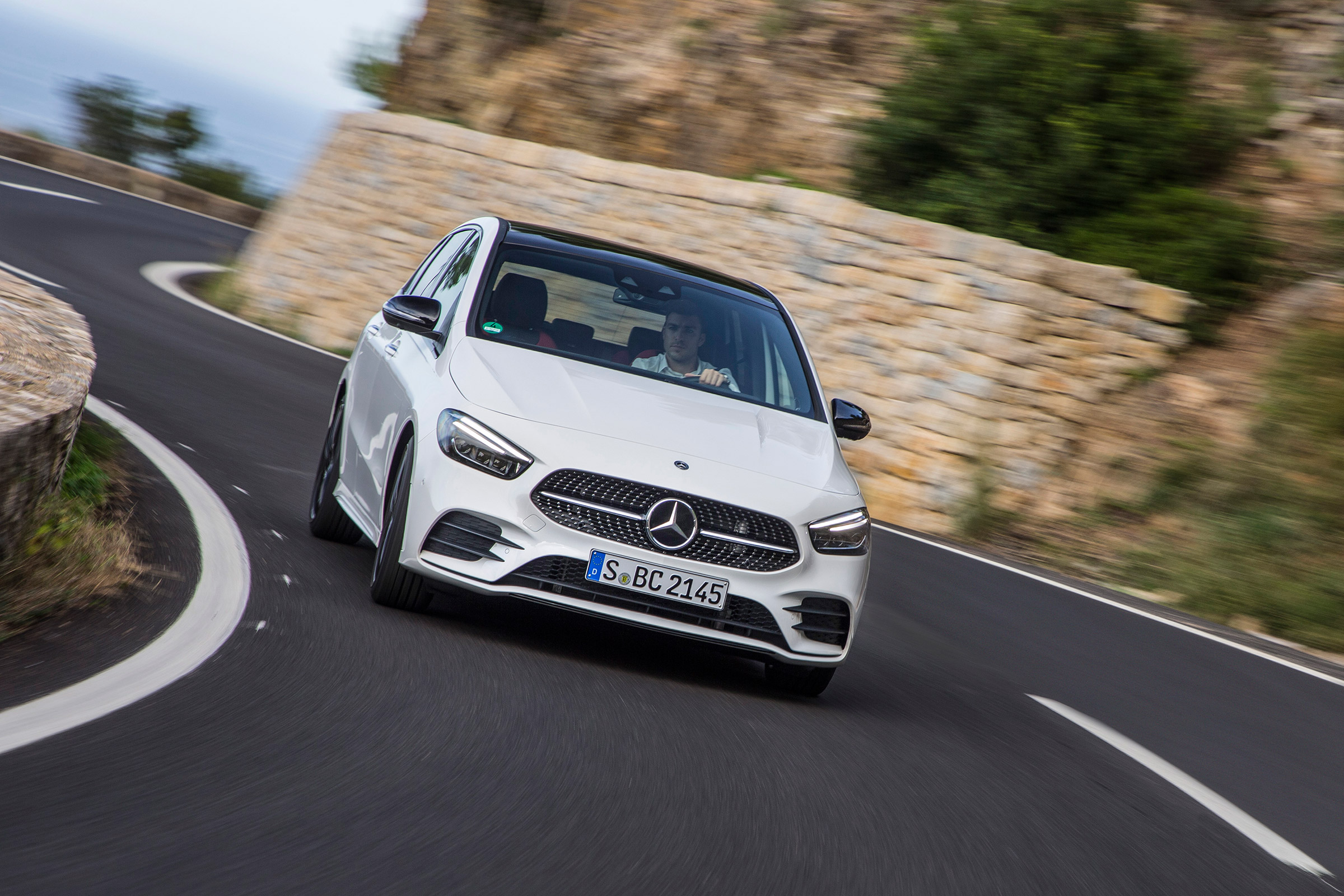 Mercedes B-Class - front cornering