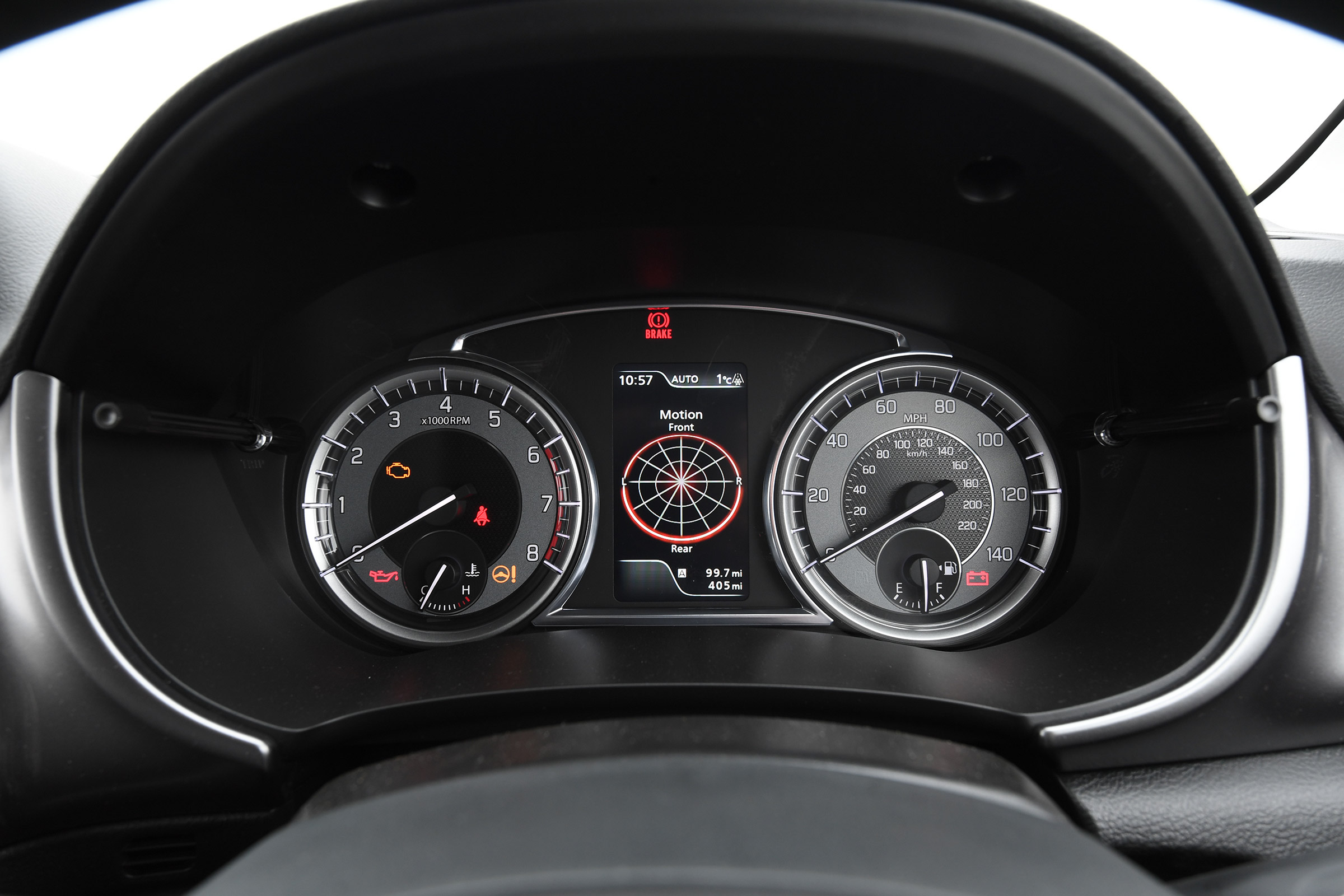 Suzuki Vitara - dials