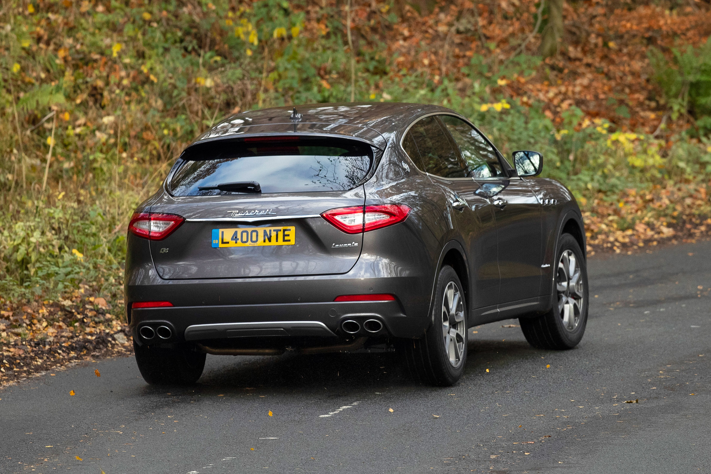 Maserati Levante GranLusso - rear cornering