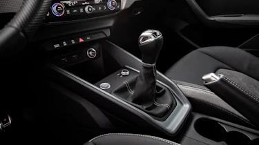 Audi A1 - transmission