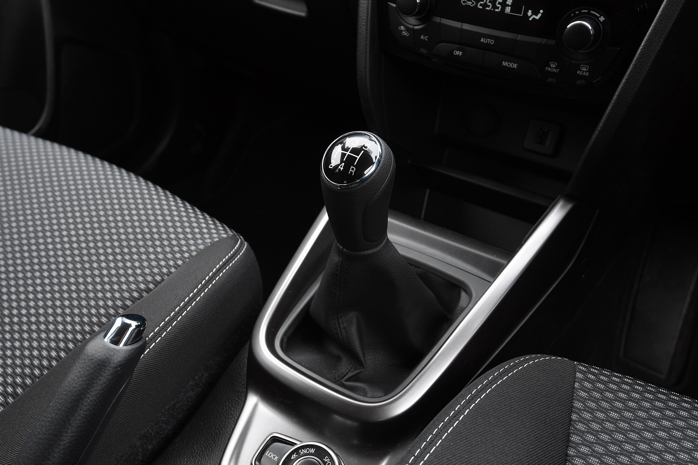 Suzuki Vitara - transmission