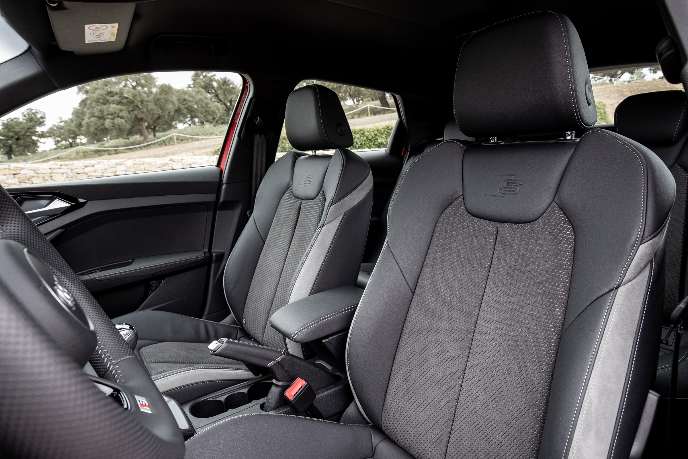 Audi A1 - front seats