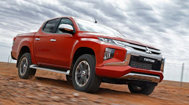 Mitsubishi L200 - front static