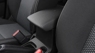 Suzuki Vitara - interior detail