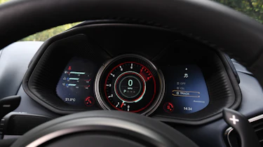 Aston Martin DB11 AMR - instruments