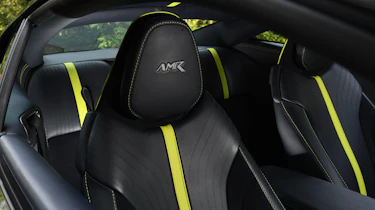 Aston Martin DB11 AMR - seats