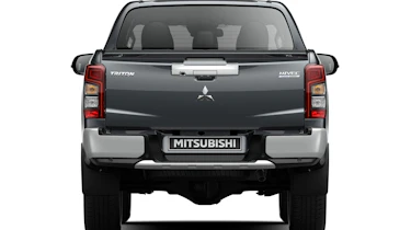 Mitsubishi L200 - full rear static