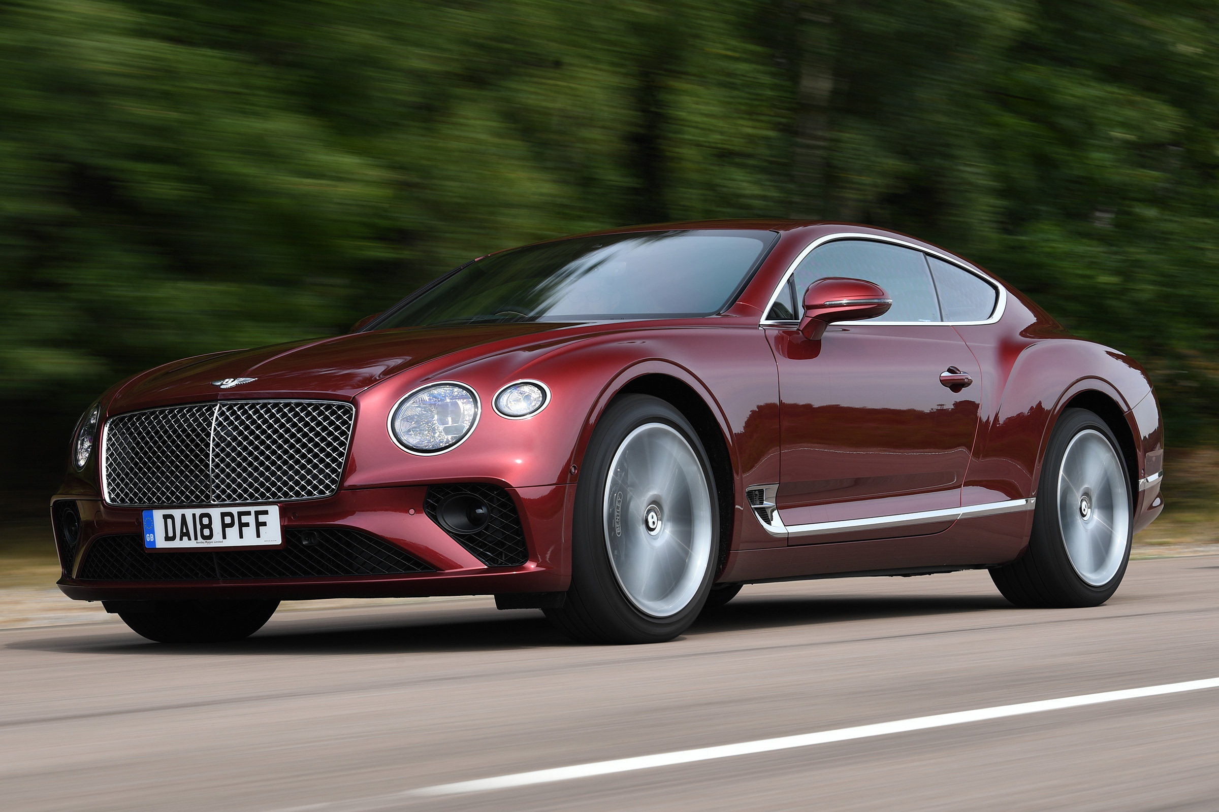 Bentley Continental GT - front tracking