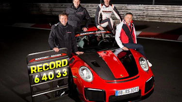 Porsche 911 GT2 RS MR record
