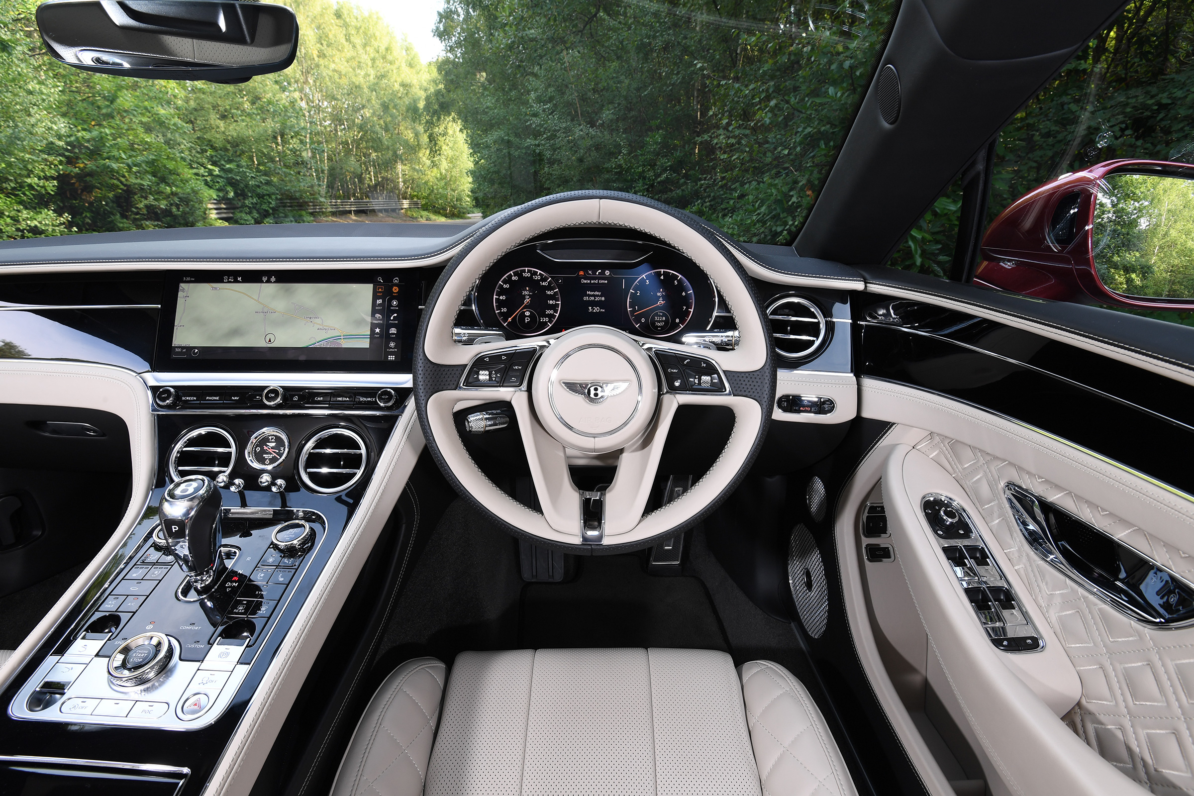 Bentley Continental GT - interior
