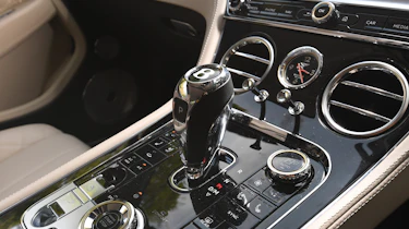 Bentley Continental GT - gearstick