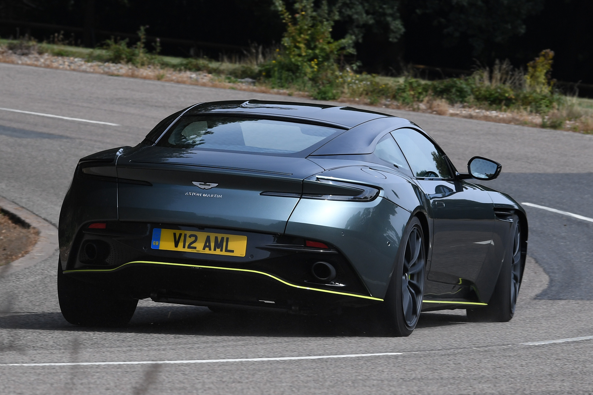 Aston Martin DB11 AMR - rear cornering