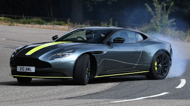 Aston Martin DB11 AMR - powerslide