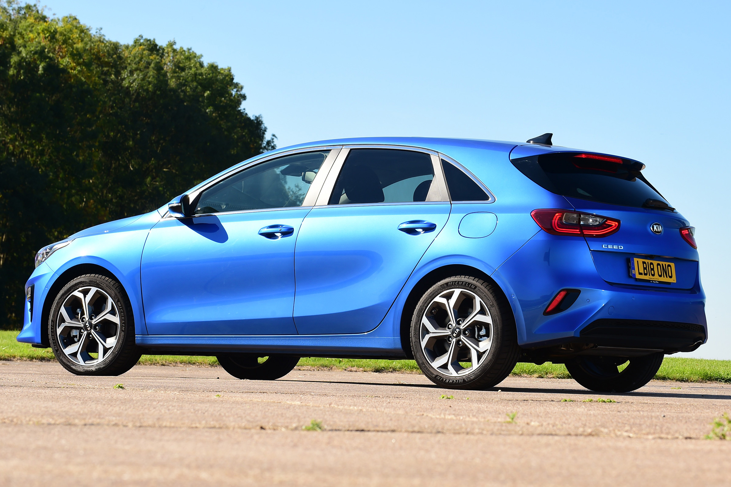 kia ceed static rear