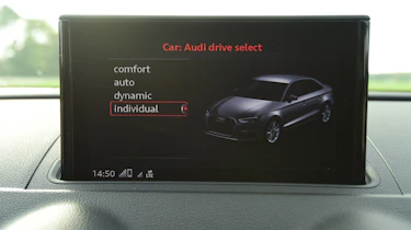 audi rs 3 saloon infotainment
