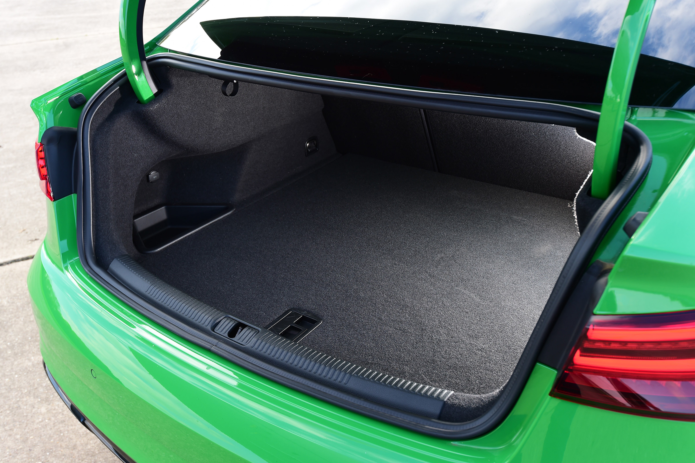 audi rs 3 saloon boot
