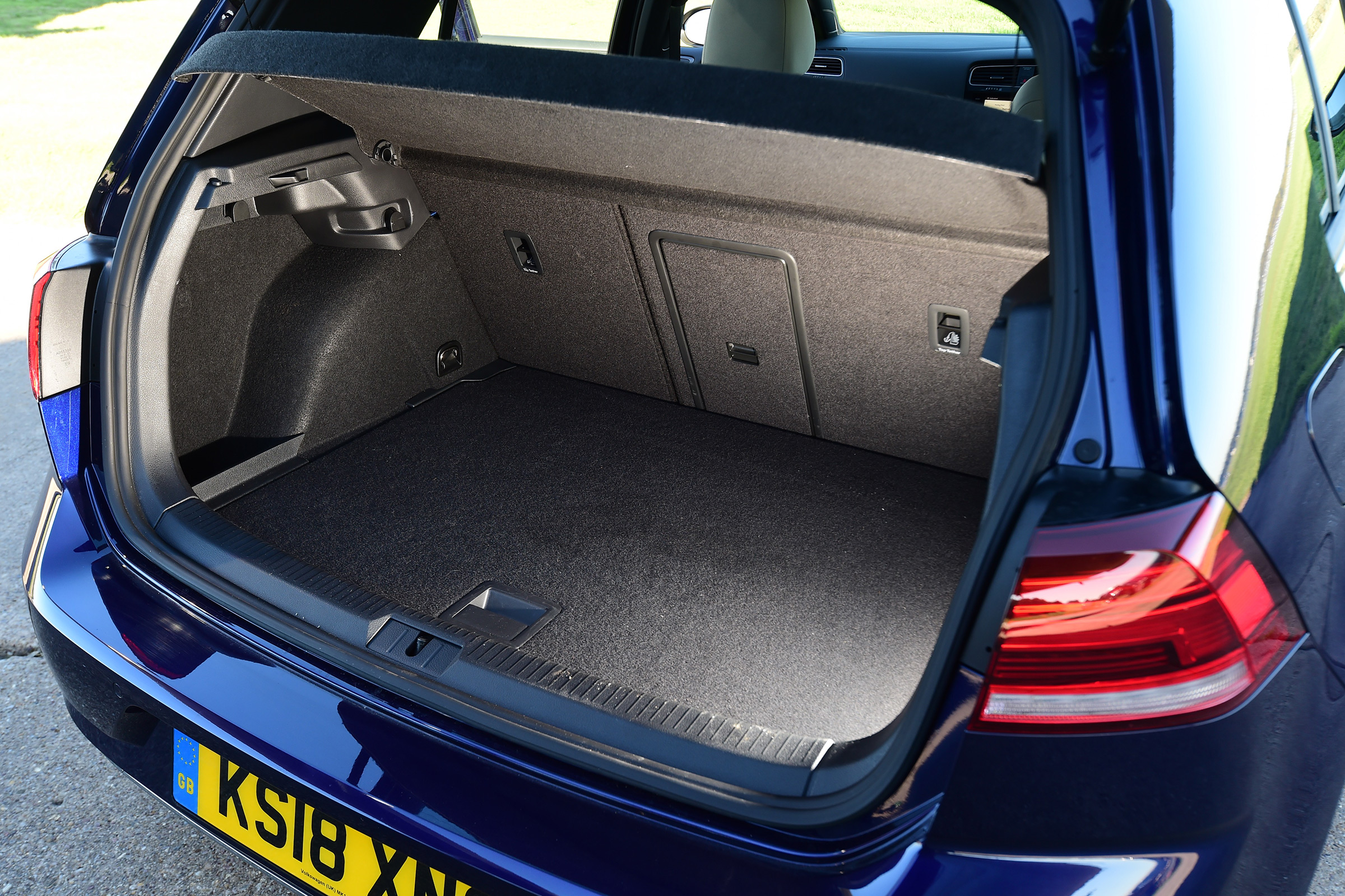 vw golf mk7 boot space