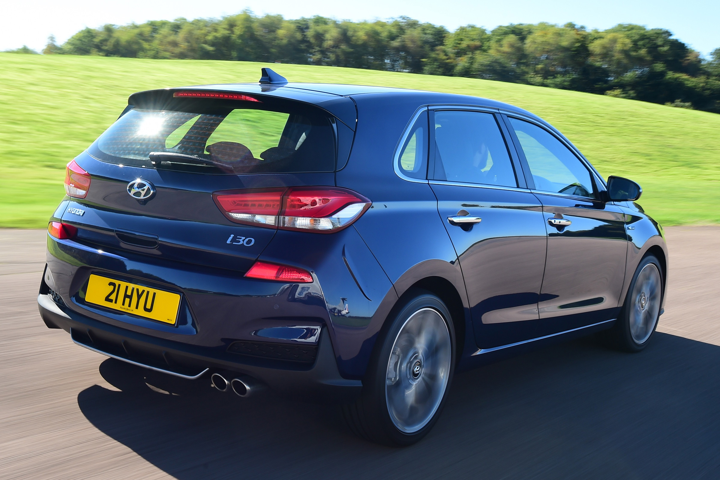 hyundai i30 tracking rear