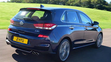 hyundai i30 tracking rear