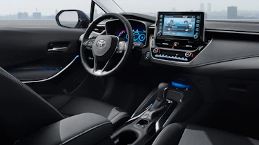 Toyota Corolla Saloon - dash