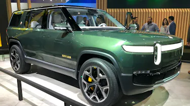 Rivian R1S - LA Motor Show - static front