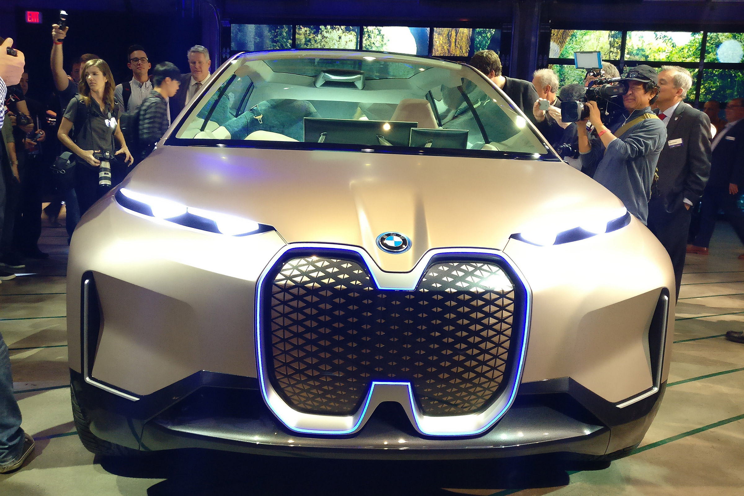 bmw vision inext