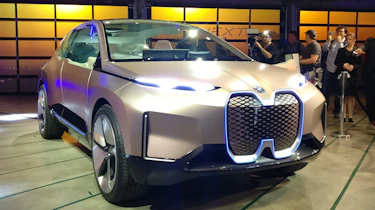 BMW Vision iNEXT - LA Motor Show - front