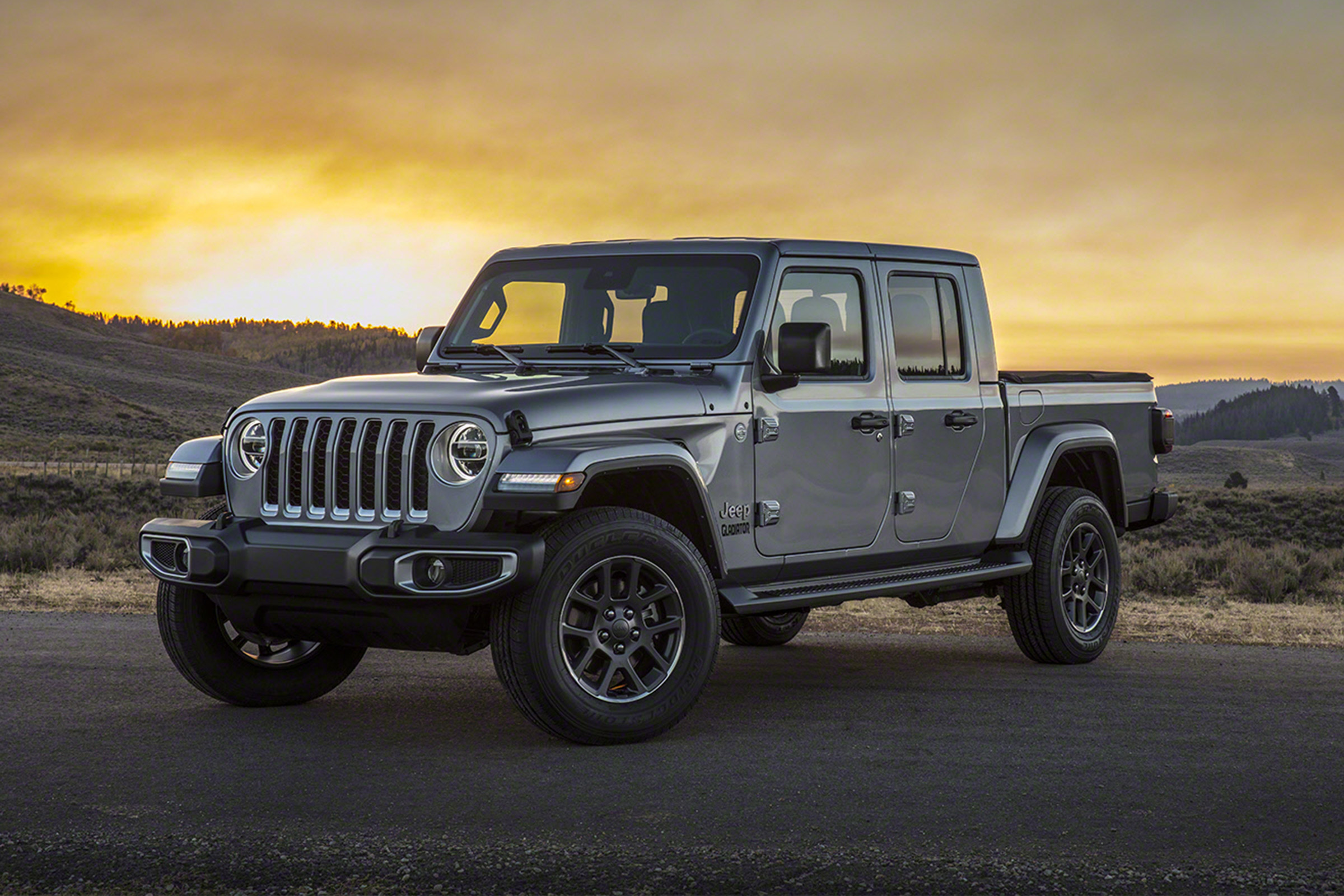 Jeep Gladiator front quarter static
