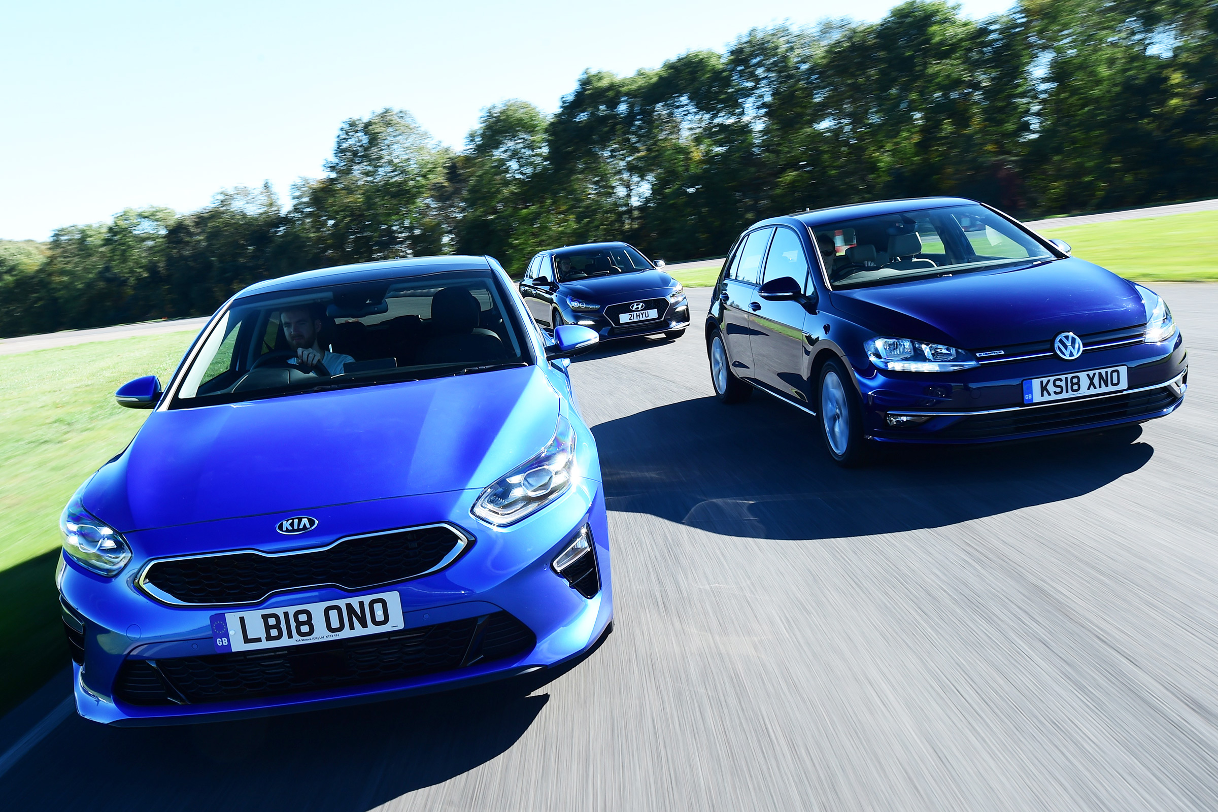 kia ceed vs vw golf vs hyundai i30 group test