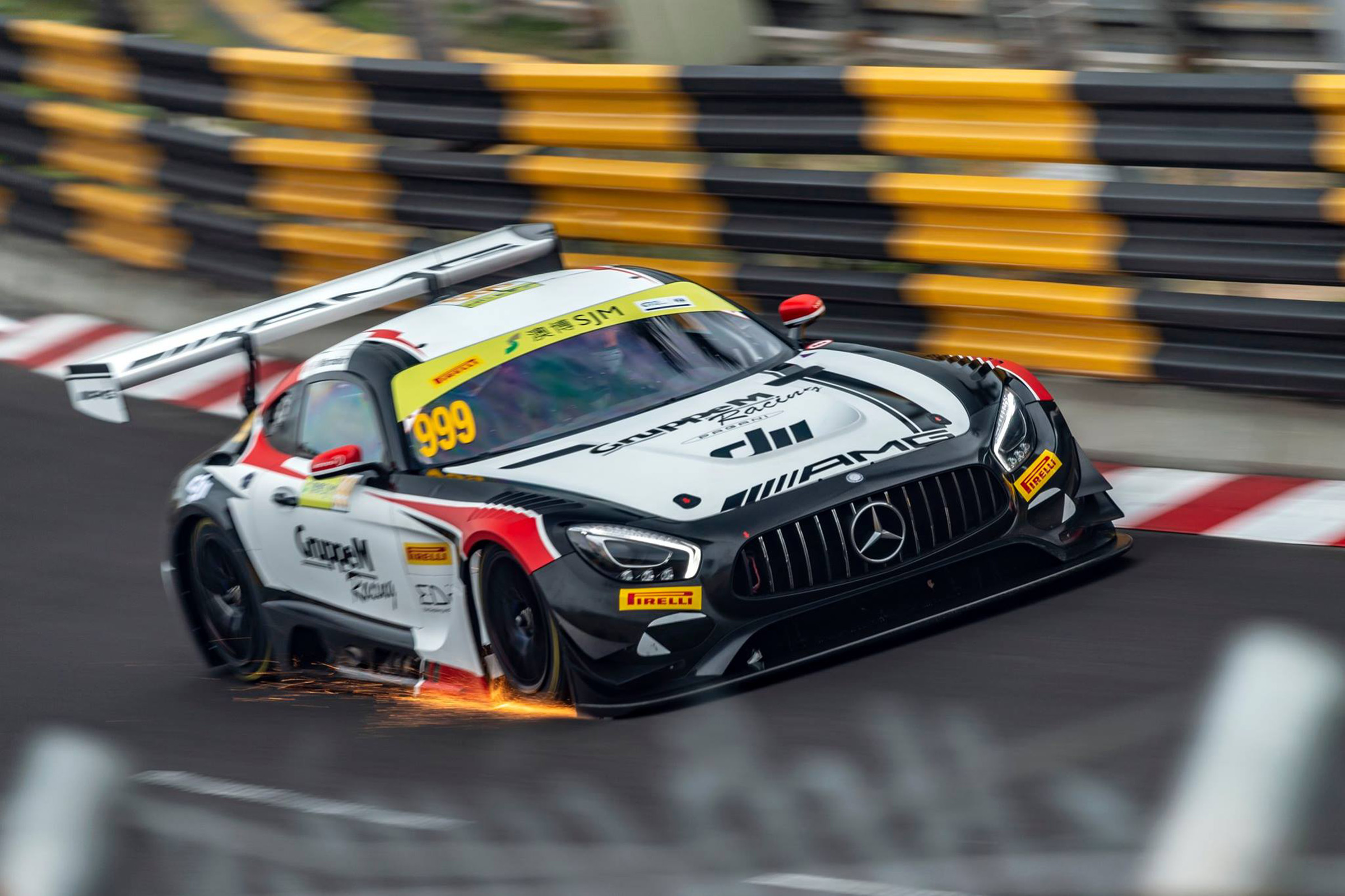 mercedes amg gt r pro