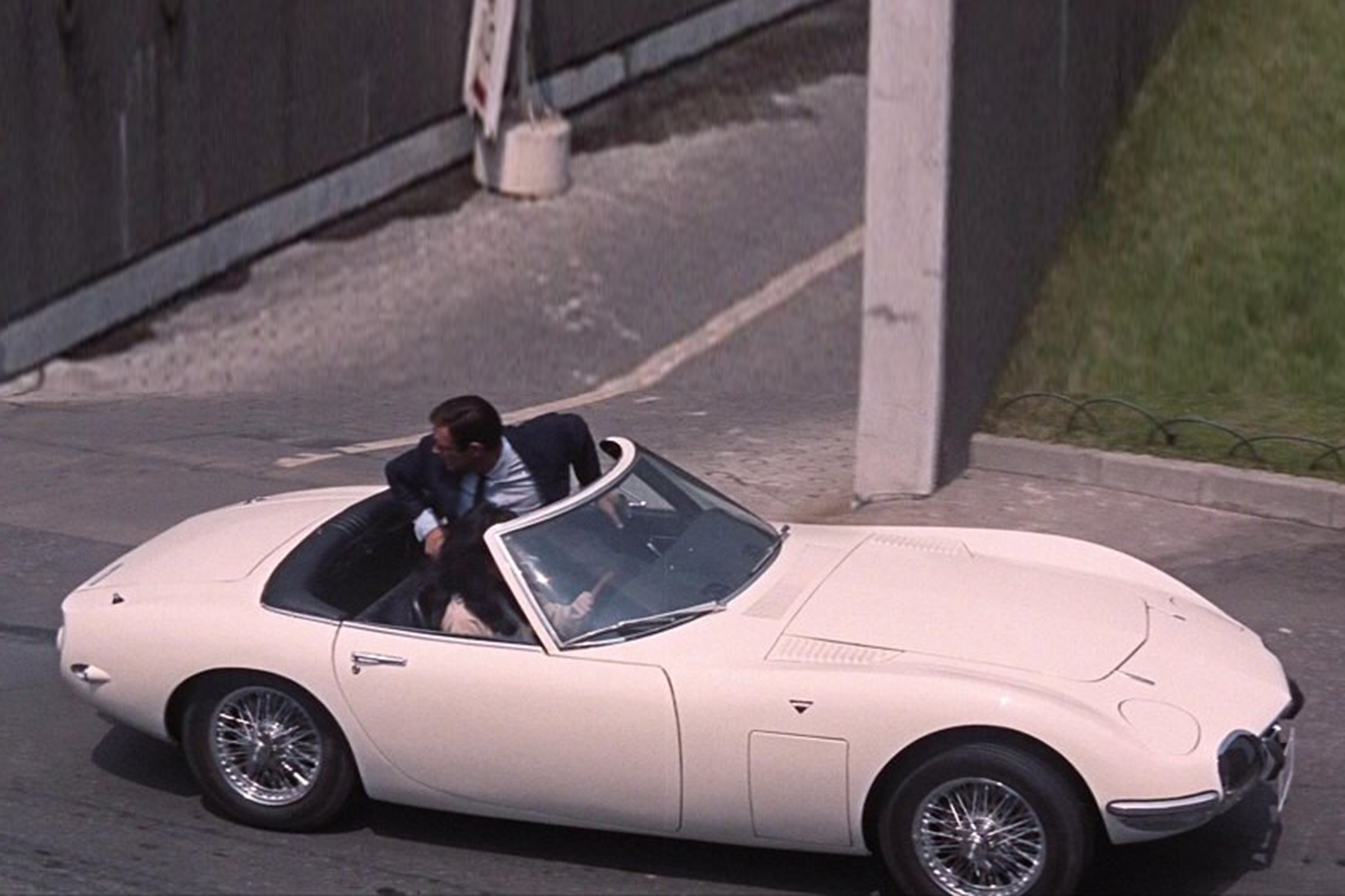 toyota 2000gt convertible you only live twice