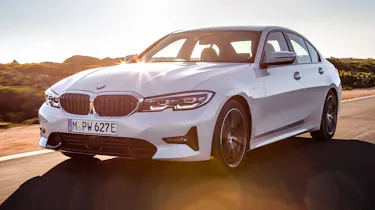 BMW 330e - front