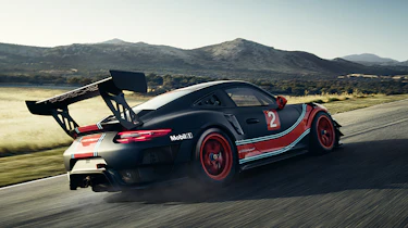 Porsche 911 GT2 RS Clubsport - rear tracking