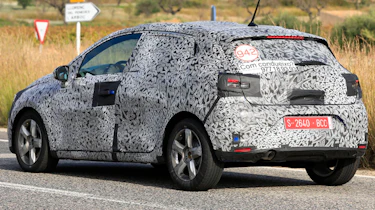 Renault Clio - spy rear