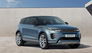 New 2019 Range Rover Evoque front