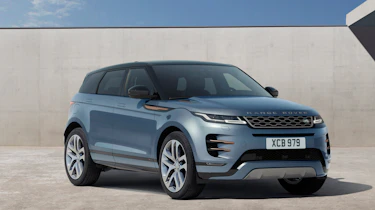 New 2019 Range Rover Evoque front