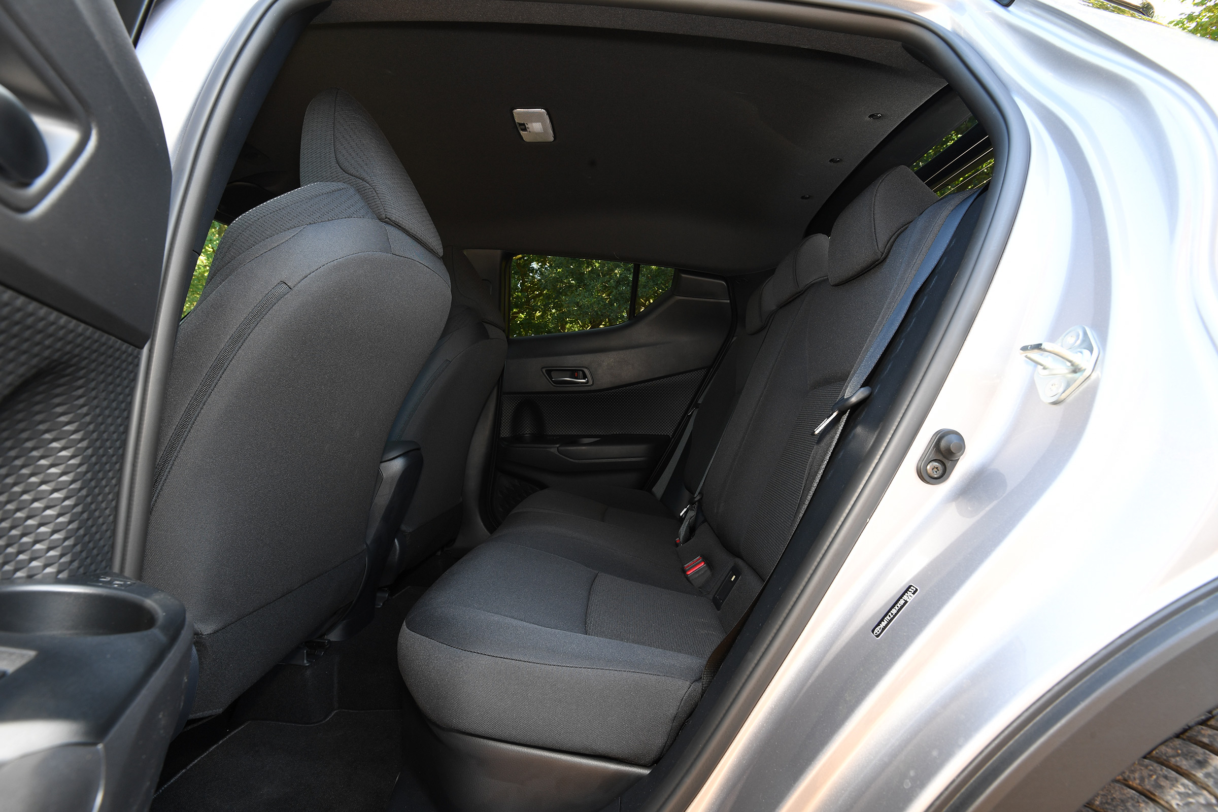 toyota c-hr rear seats legroom