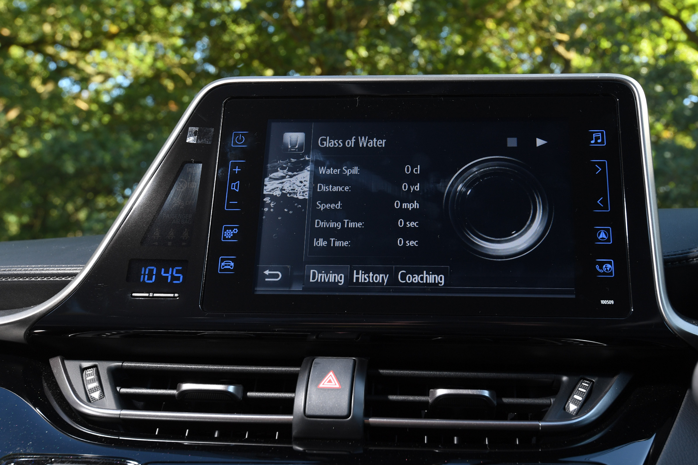 toyota c-hr infotainment
