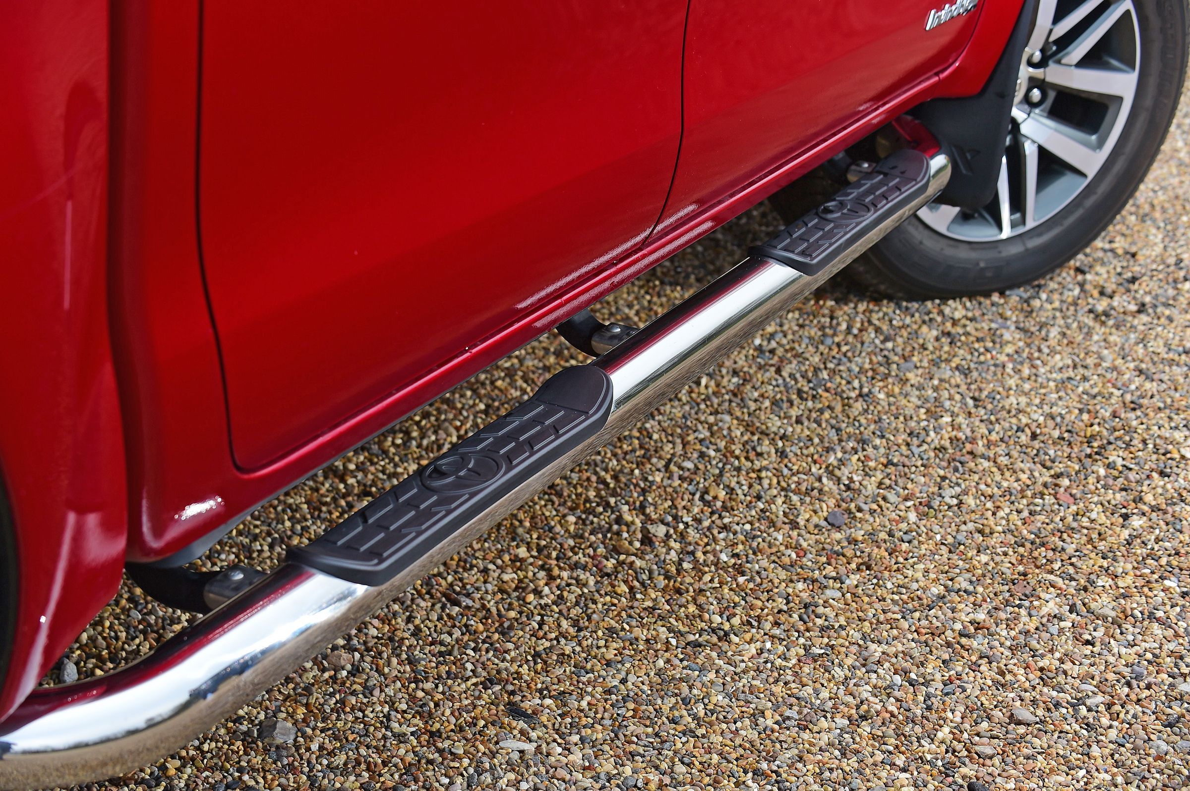 Toyota Hilux Invincible X side steps