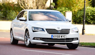 Skoda Superb 1.5 TSI - front