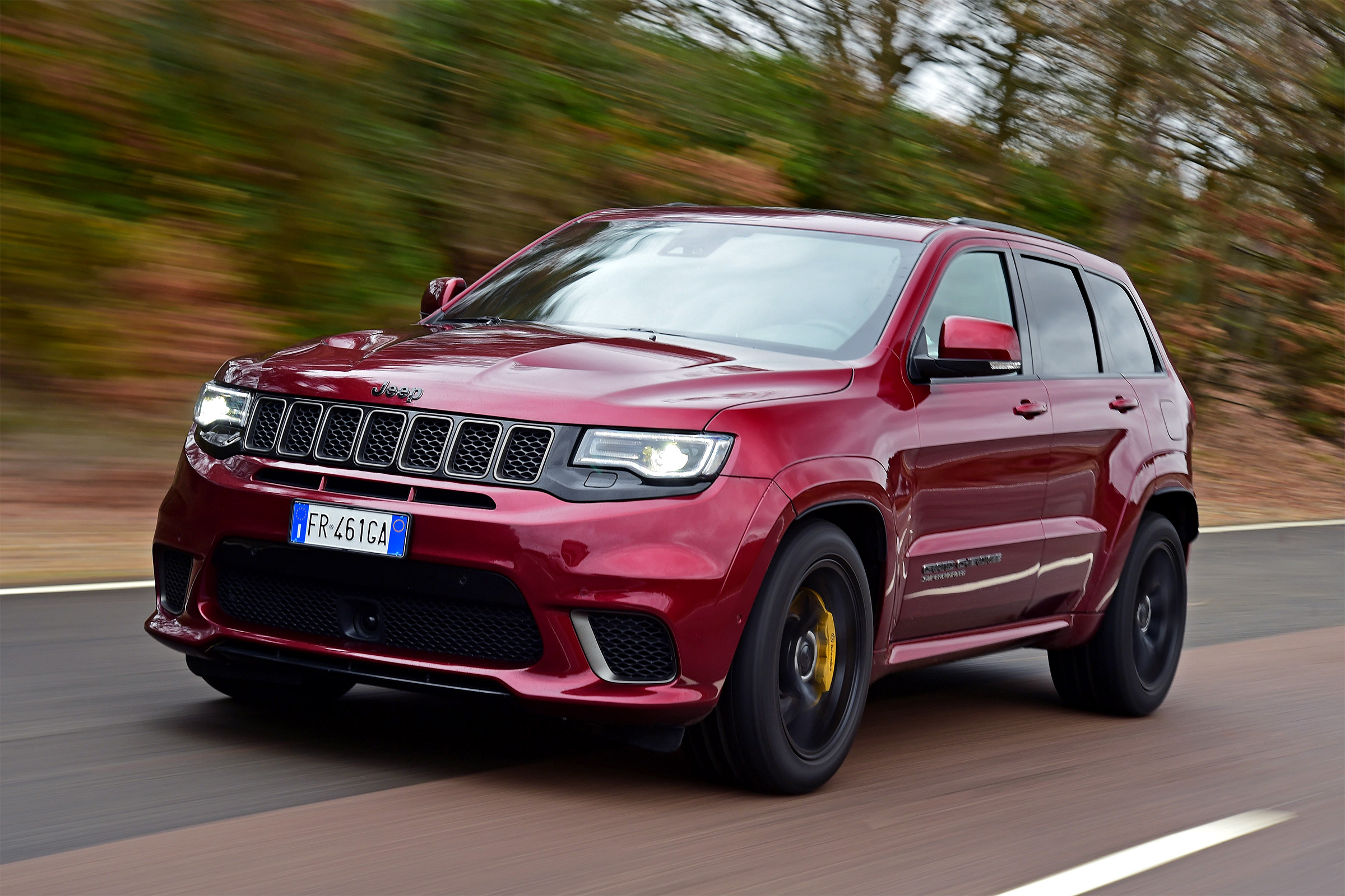 Jeep Grand Cherokee Trackhawk - front
