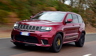 Jeep Grand Cherokee Trackhawk - front