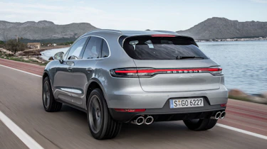 Porsche Macan S - rear