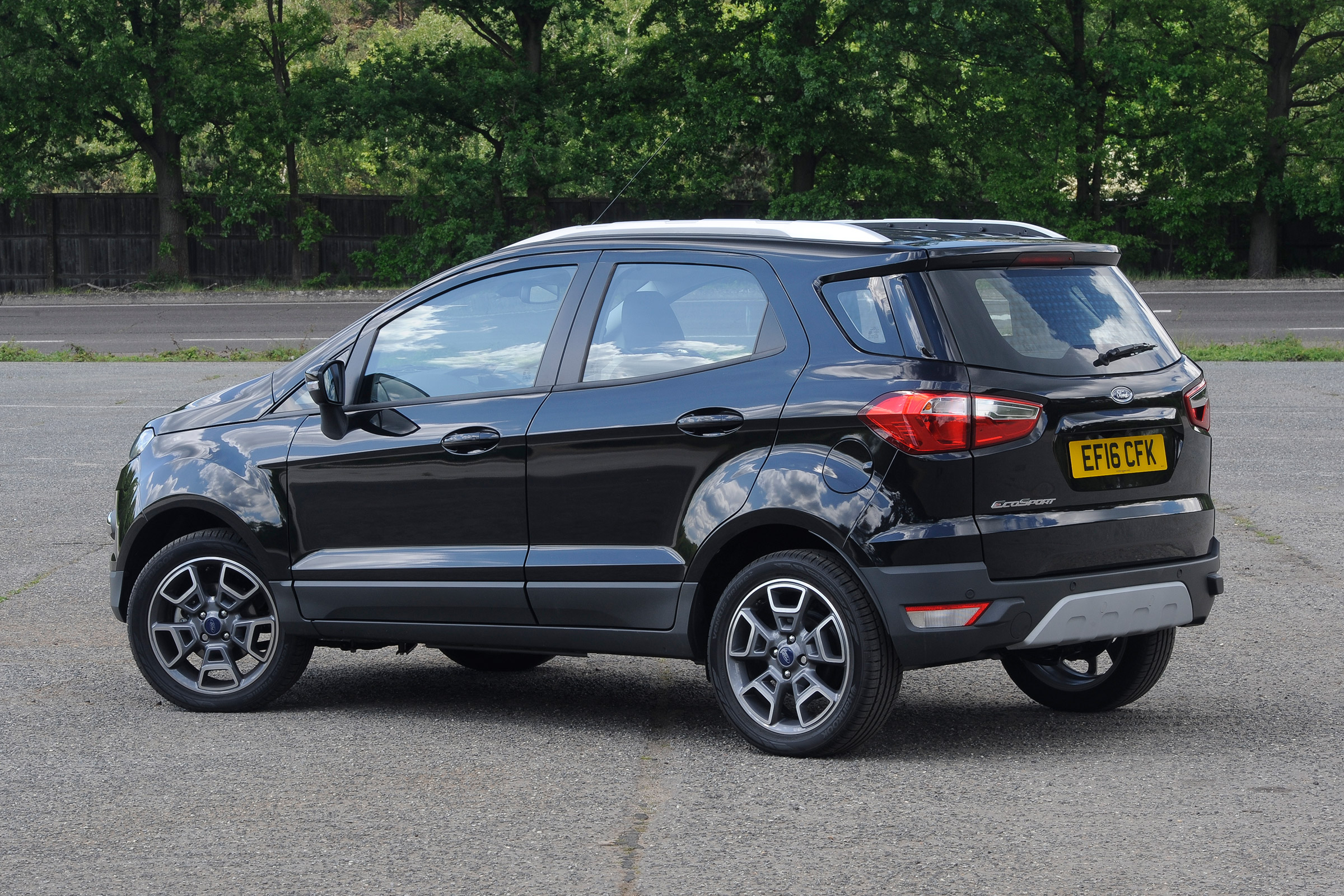 Used Ford EcoSport - rear
