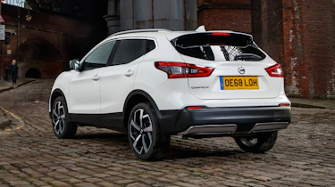 Nissan Qashqai 1.3 DiG-T - rear static
